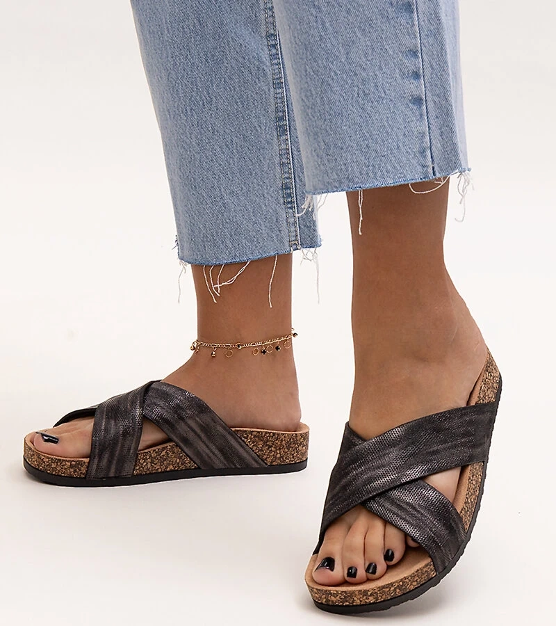 Kapki na korkowej podeszwie z połyskiem Ribera