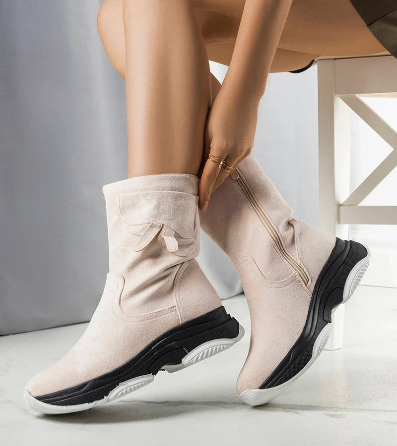 Beżowe ocieplane botki Destino