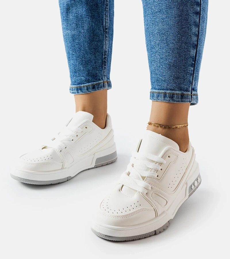 Białe sportowe sneakersy Willson