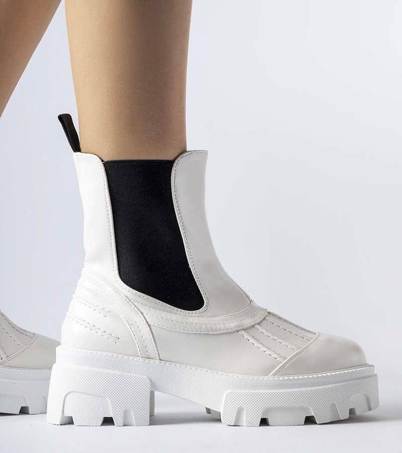 Białe masywne ocieplane workery Carruba