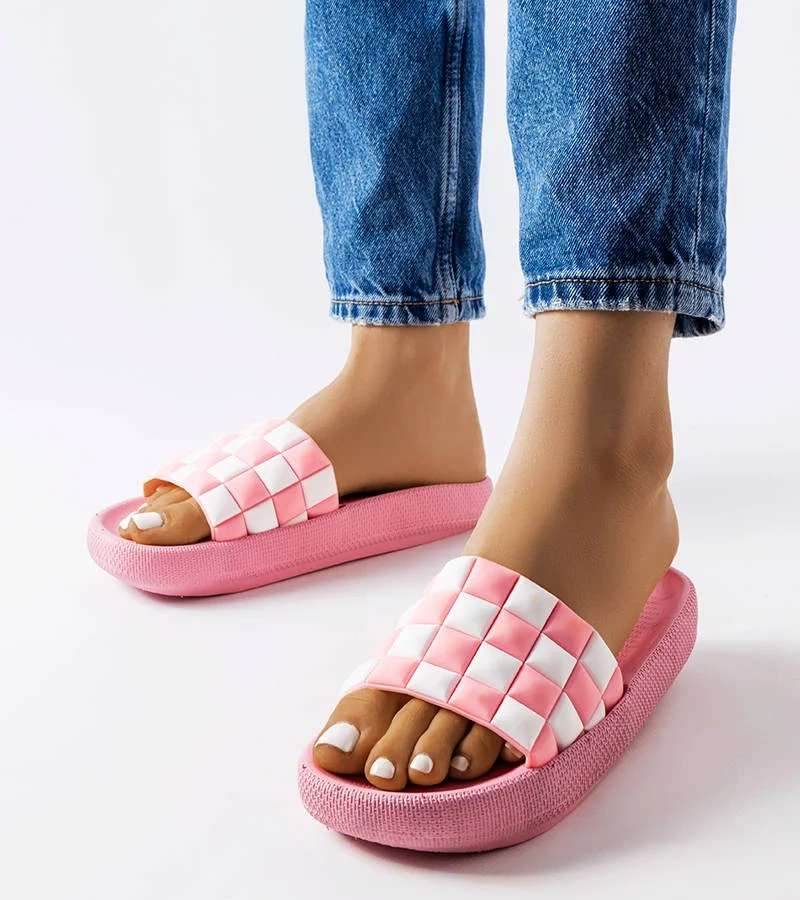 Różowe gumowe klapki na platformie Elin