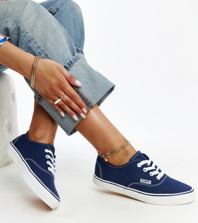 Granatowy klasyczne tenisówki Erla