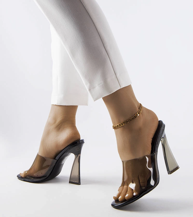 Czarne transparentne klapki na słupku Clichy