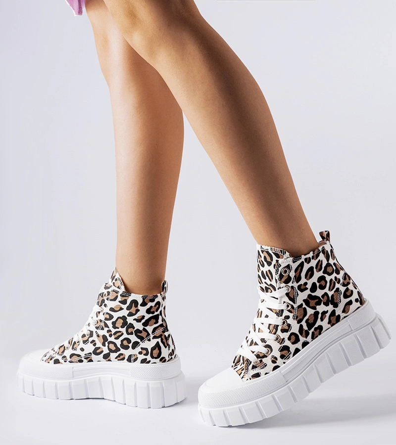 Wysokie trampki na platformie w panterkę Fiave