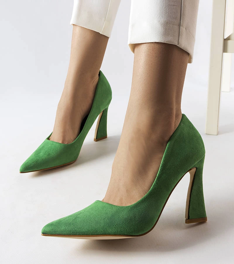 Zielone czółenka na asymetrycznej szpilce Linda