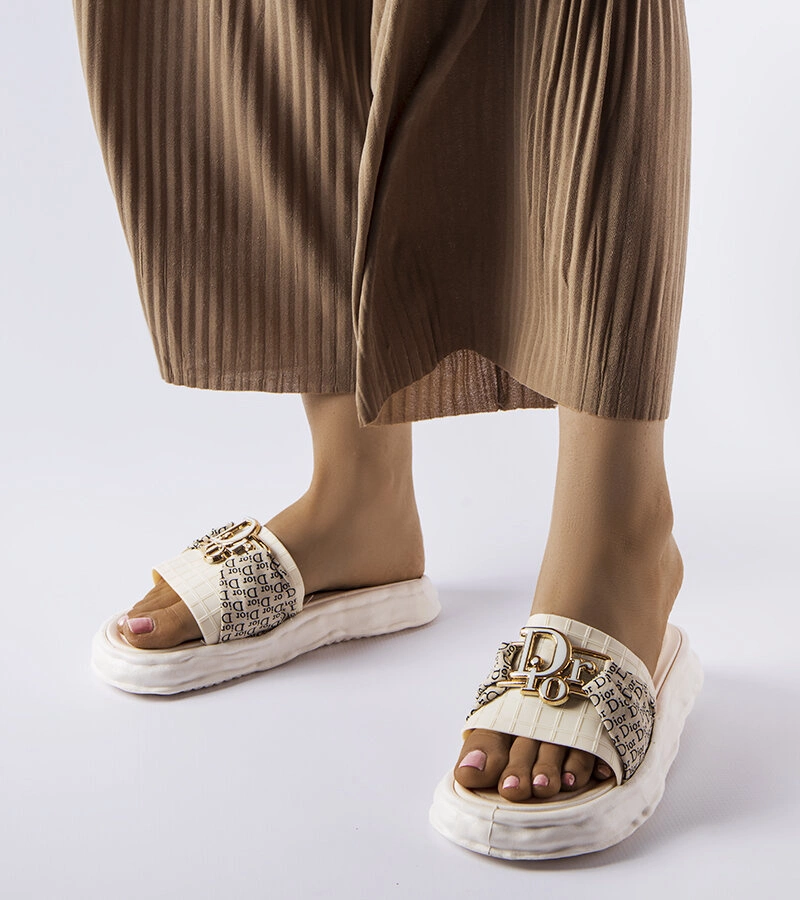 Beżowe gumowe ozdobne klapki Bérard