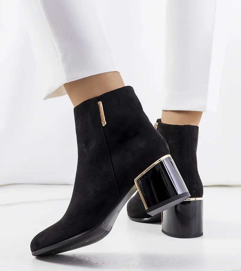 Czarne eleganckie botki Montes