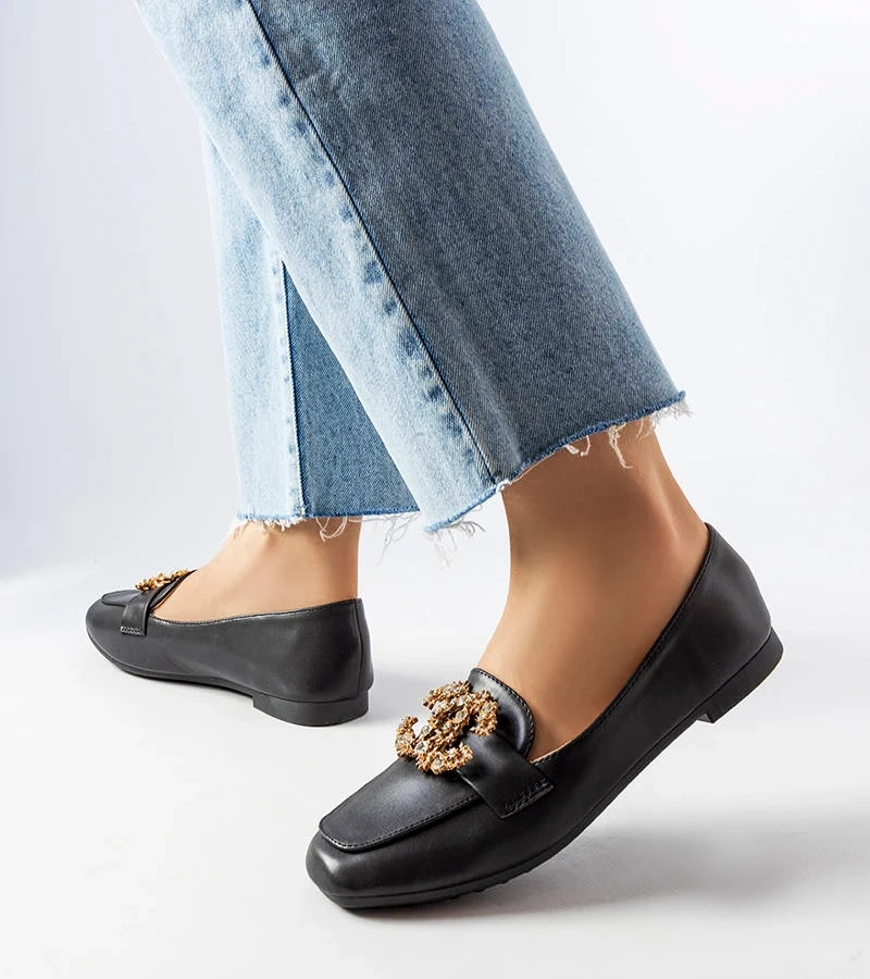 Czarne mokasyny damskie skórzane z cyrkoniami Neuer