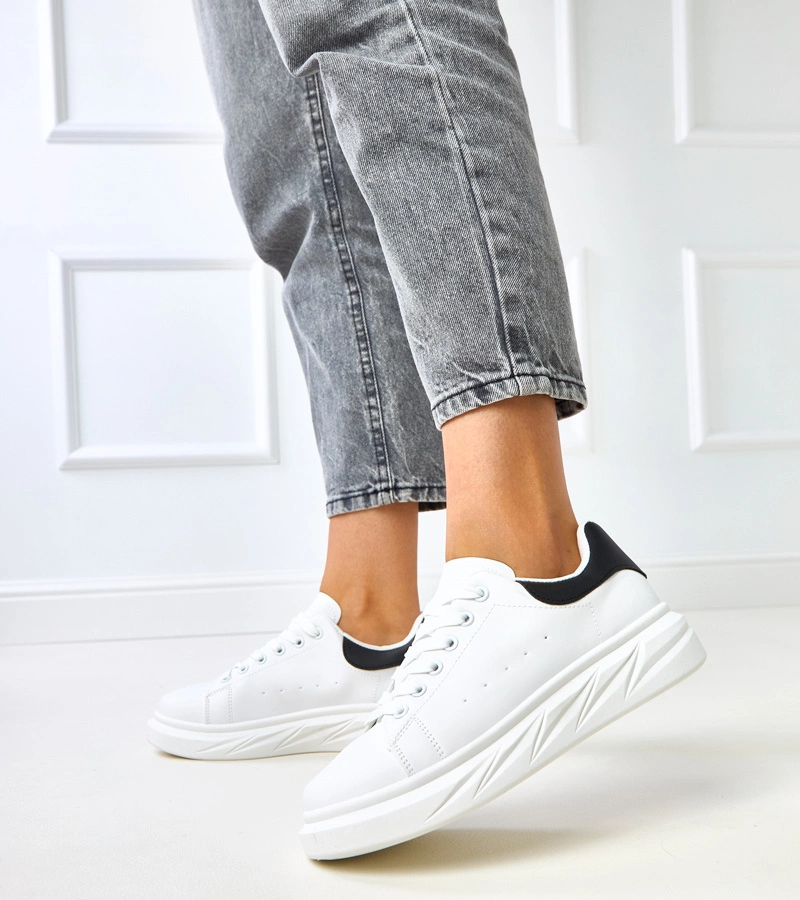Czarno-białe sneakersy na platformie Rosier