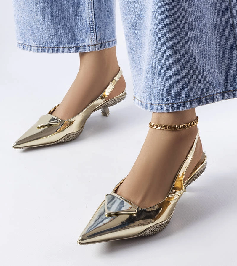 Złote sandały na niskim obcasie Gougeon