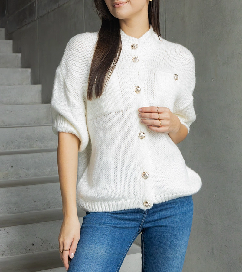 Sweter biały z krótkim rękawem Shela