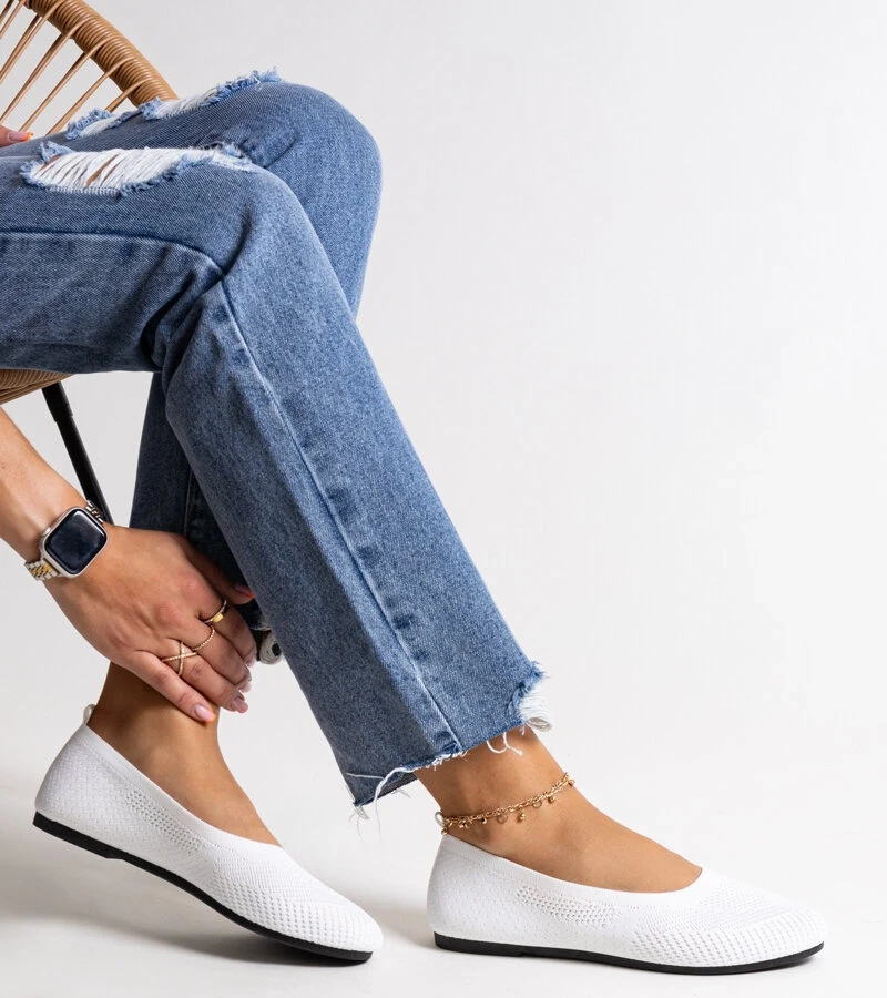 Białe baleriny materiałowe Yafia