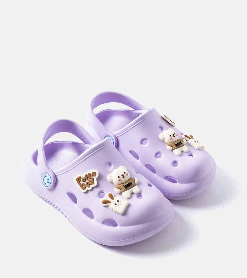 Fioletowe klapki z zakrytym noskiem Vette