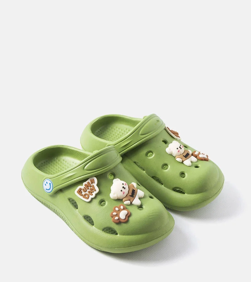 Zielone klapki z zakrytym noskiem Vette