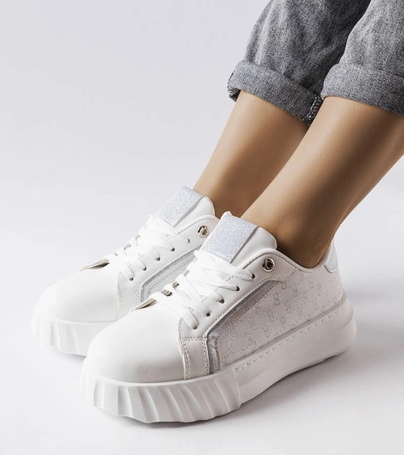 Białe sneakersy na platformie Giuseppe