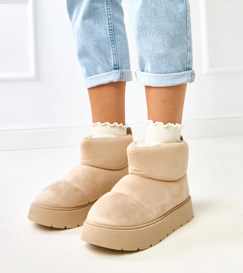 Jasnobeżowe ocieplane śniegowce na platformie Ribeiro