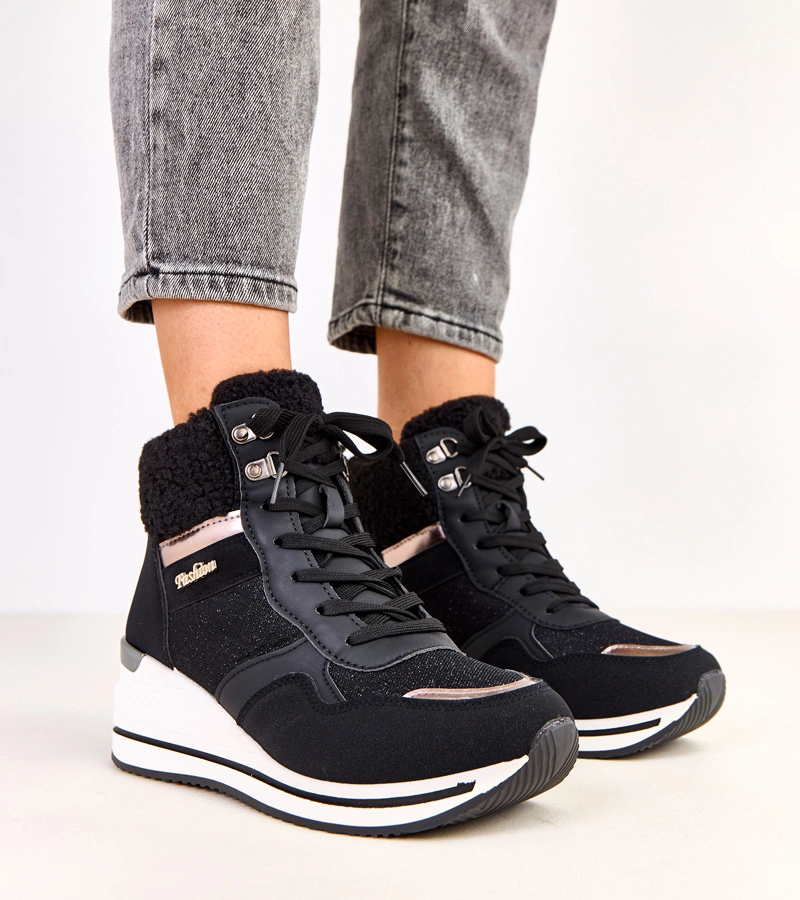 Czarne śniegowce sneakersy  ocieplane na koturnie Rolinda