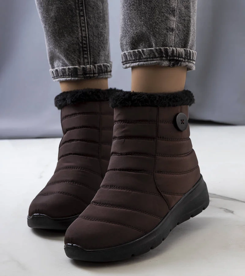 Brązowe śniegowce pikowane Reign