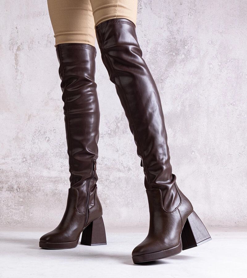 Długie kozaki na słupku z eko skóry Lamis