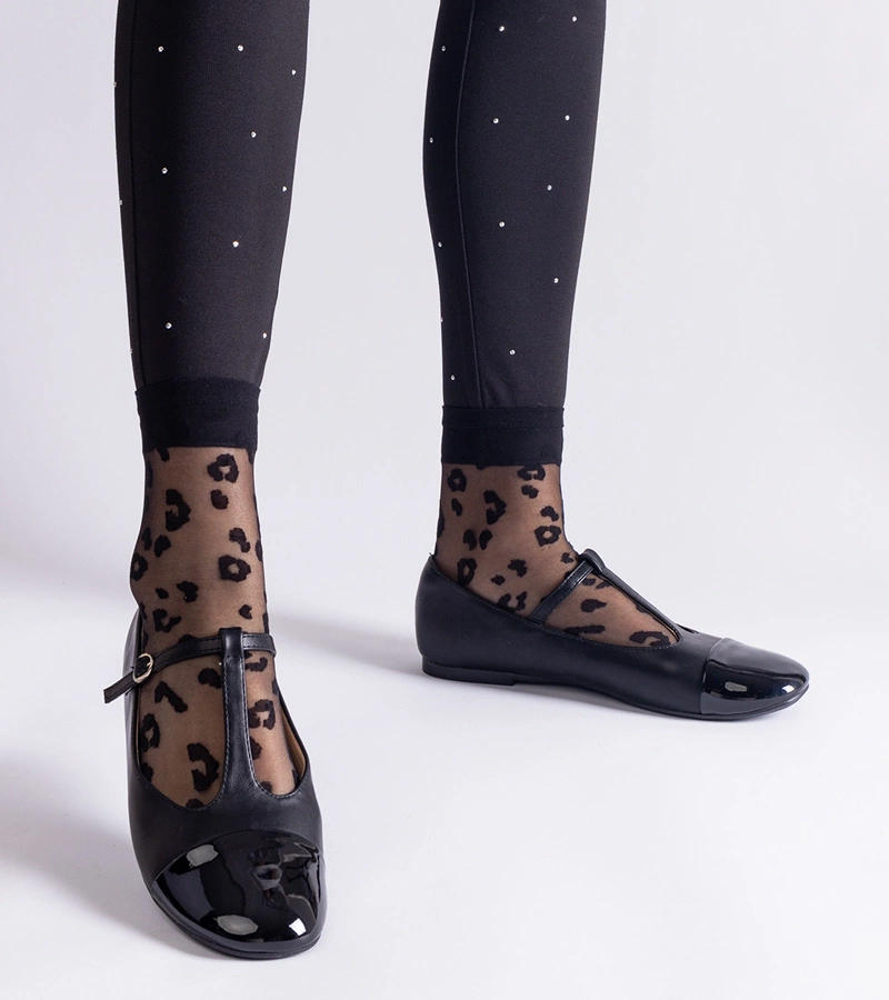 Czarne balerinki z lakierowanym noskiem Gloriana