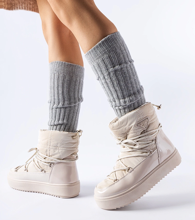 Beżowe lakierowane śniegowce z gumką Calogero