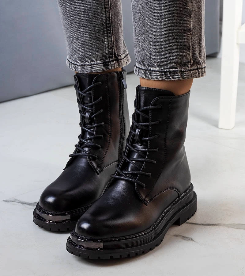 Czarne ocieplane botki Vanta