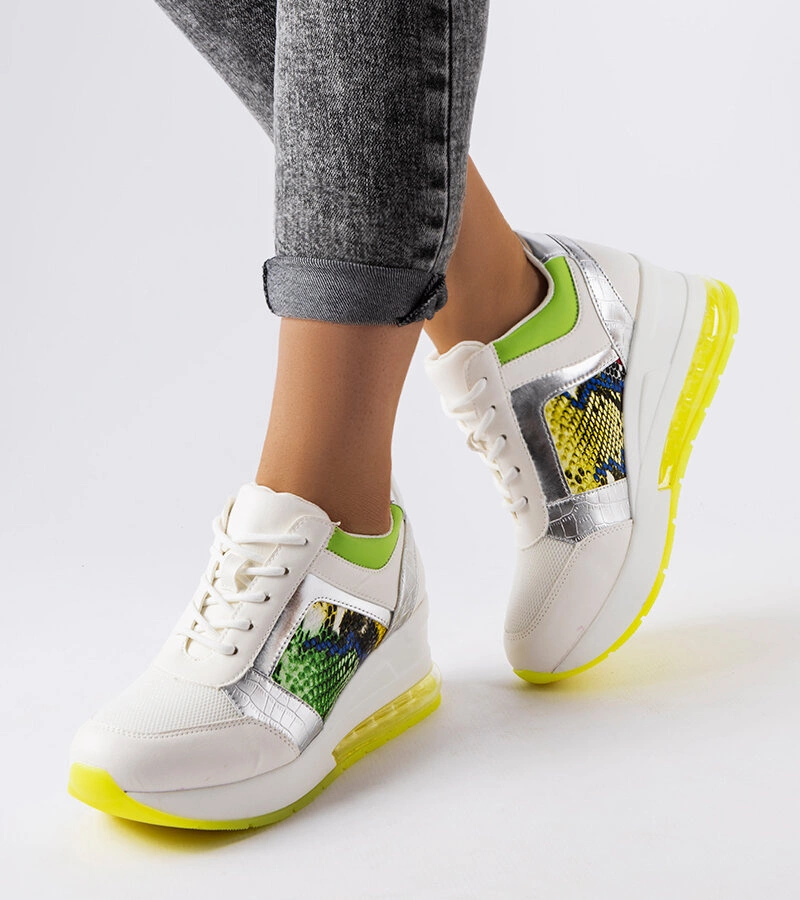 Białe sneakersy na koturnie Irpina