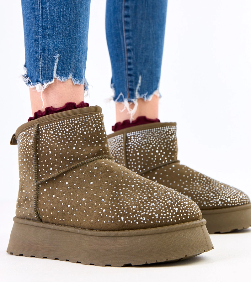 Zielone śniegowce z cyrkoniami na platformie Ruzena