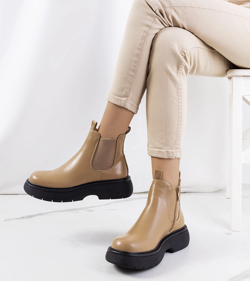 Brązowe botki typu glany Cromer