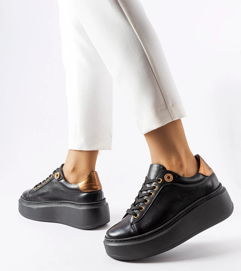 Czarne skórzane sneakersy Karino