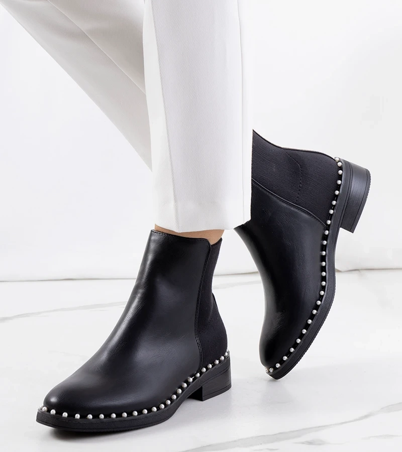 Czarne botki Pinnella