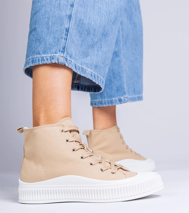 Ciemnobeżowe trampki na platformie Guerrino