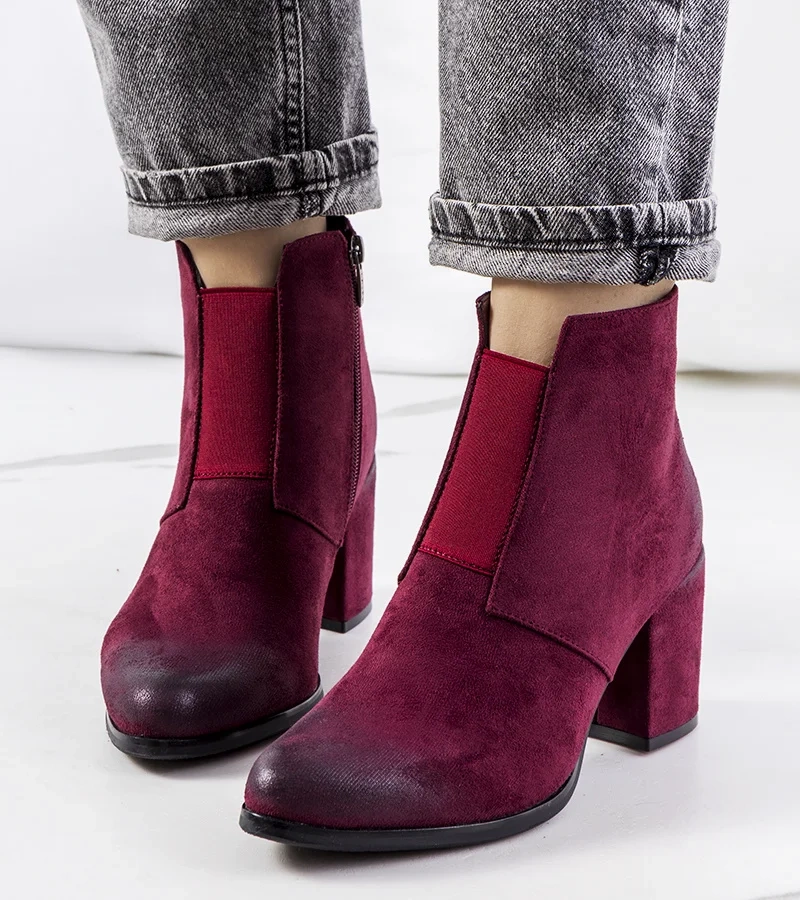 Bordowe botki Norwich