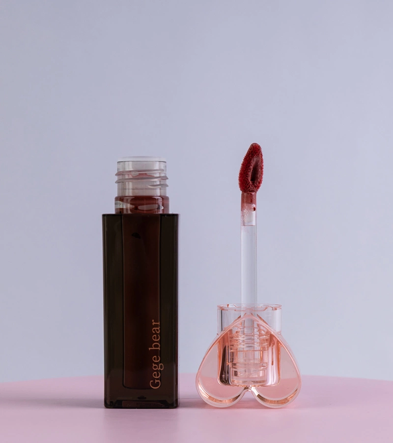 Nawilżający błyszczyk do ust GEGE BEAR 1, 3 g