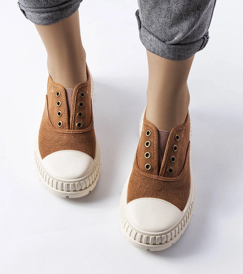 Brązowe trampki na gumkę Walton