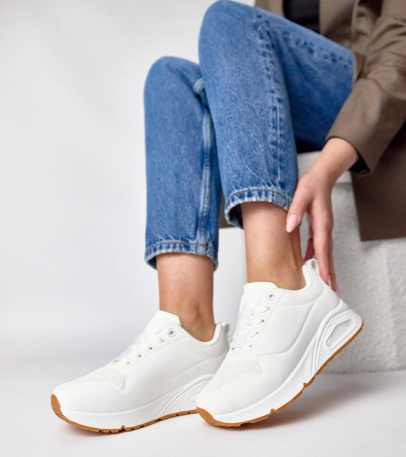 Białe sneakersy na grubej podeszwie Sylvie