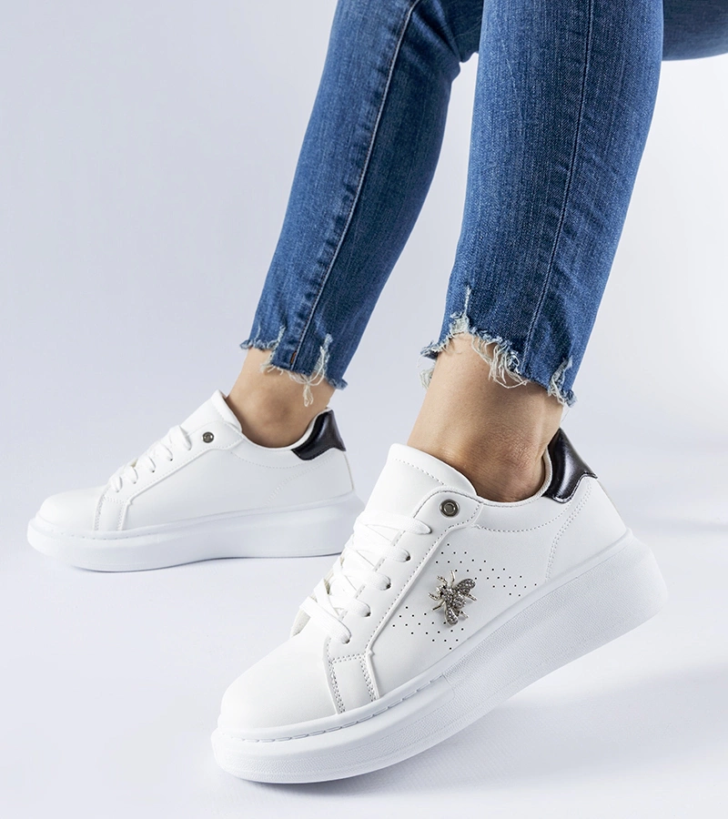 Białe sneakersy z cyrkoniową aplikacją Fairfax