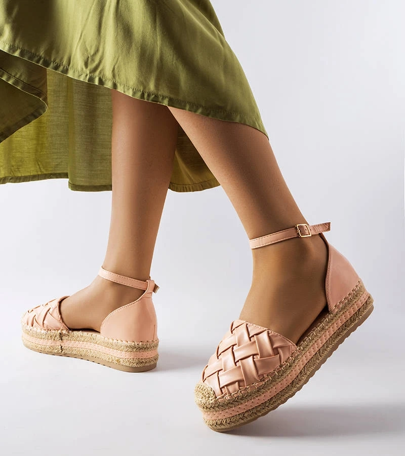 Różowe espadryle na platformie Gour