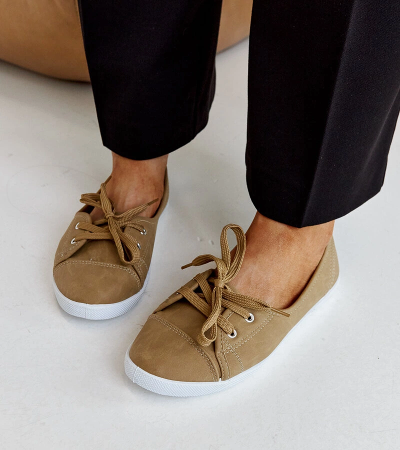 Brązowe tenisówki wsuwane eko skóra Knudsen