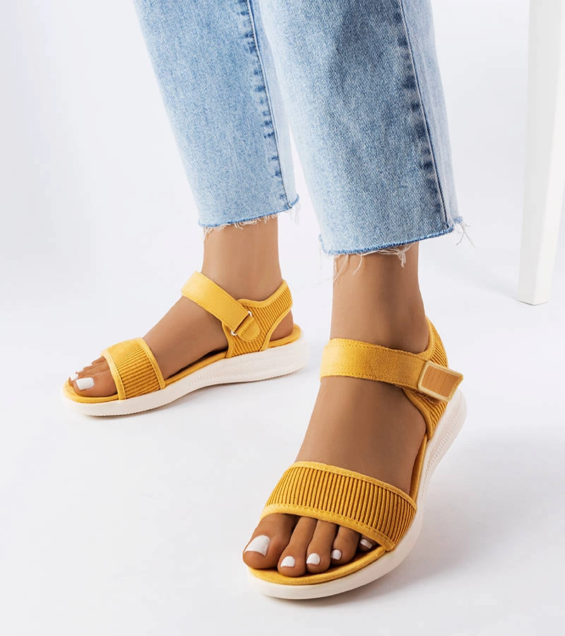 Żółte sportowe sandały Bériault