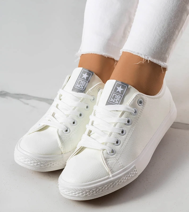 Białe trampki z eko-skóry Luz