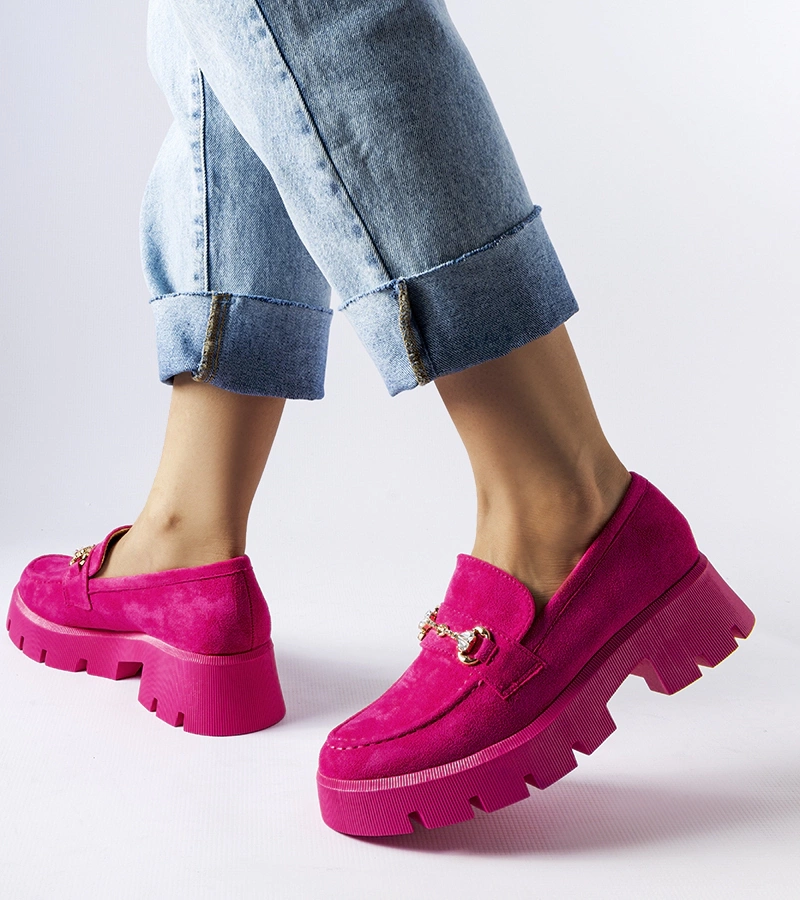 Różowe mokasyny z klamerką i cyrkoniami Gaiola