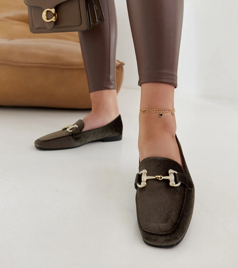 Zielone welurowe mokasyny z cyrkoniami Fabrizia