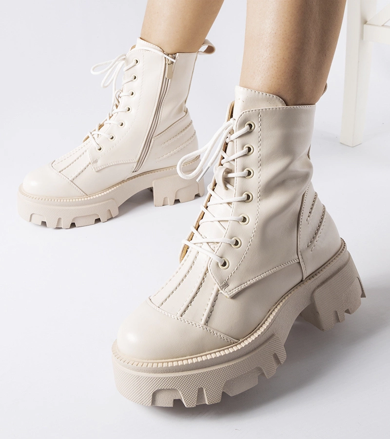 Beżowe ocieplane workery gruba podeszwa Biagio