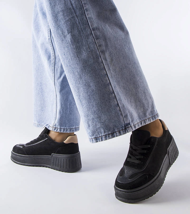 Czarne sneakersy na platformie Fabienne