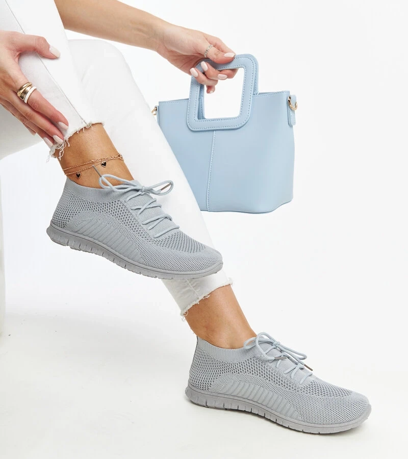 Szare materiałowe sneakersy Zahira