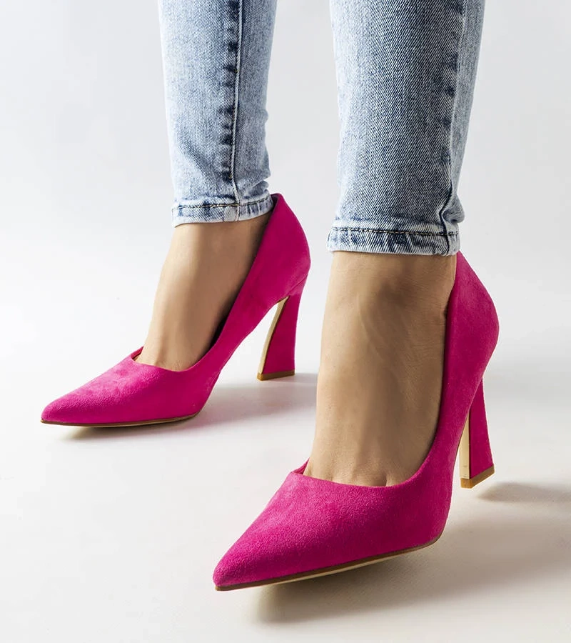 Różowe czółenka na asymetrycznej szpilce Linda