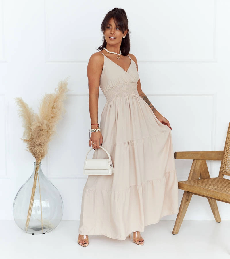 Beżowa sukienka maxi w stylu boho Trill
