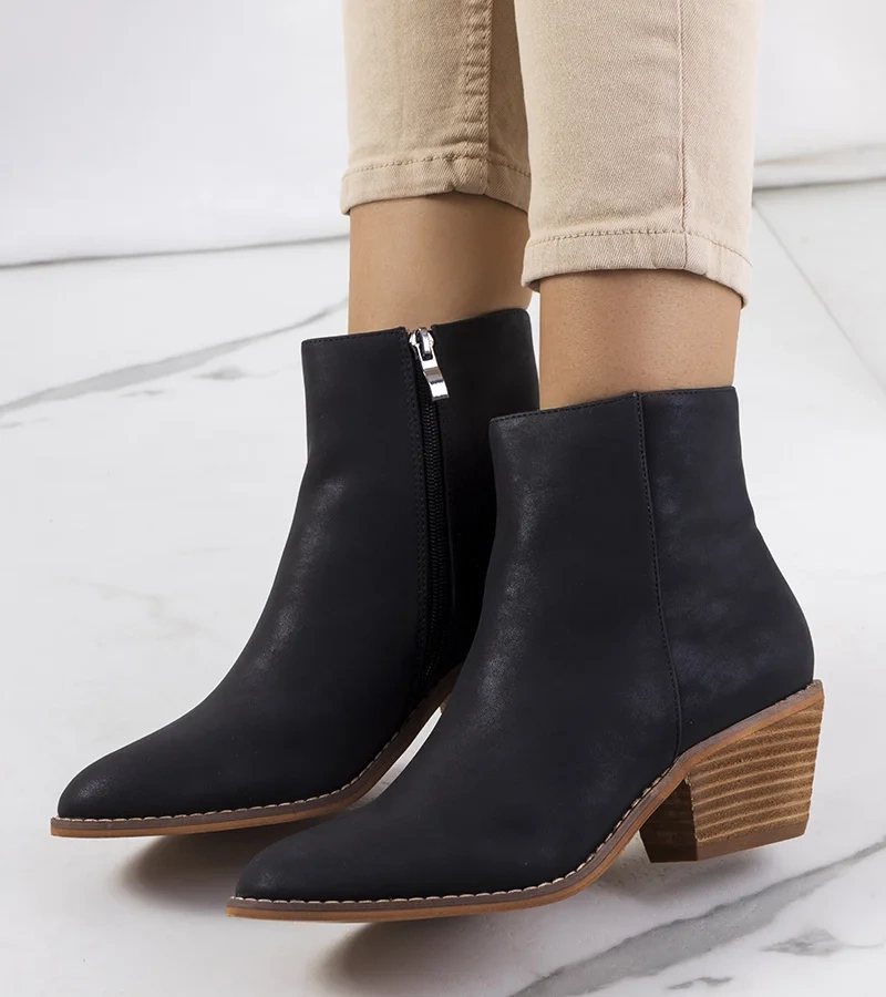 Czarne botki Carlisle