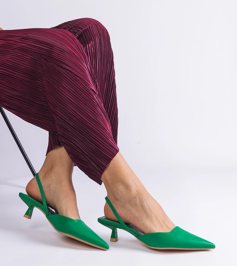 Zielone szpilki kaczuszki z otwartą pietą Mikado